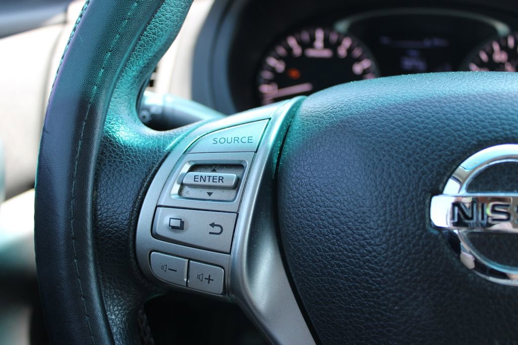 Used 2015 Nissan Altima 2.5 S w/ Power Driver Seat Package image 19