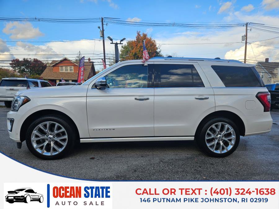 Used 2018 Ford Expedition Platinum image 2