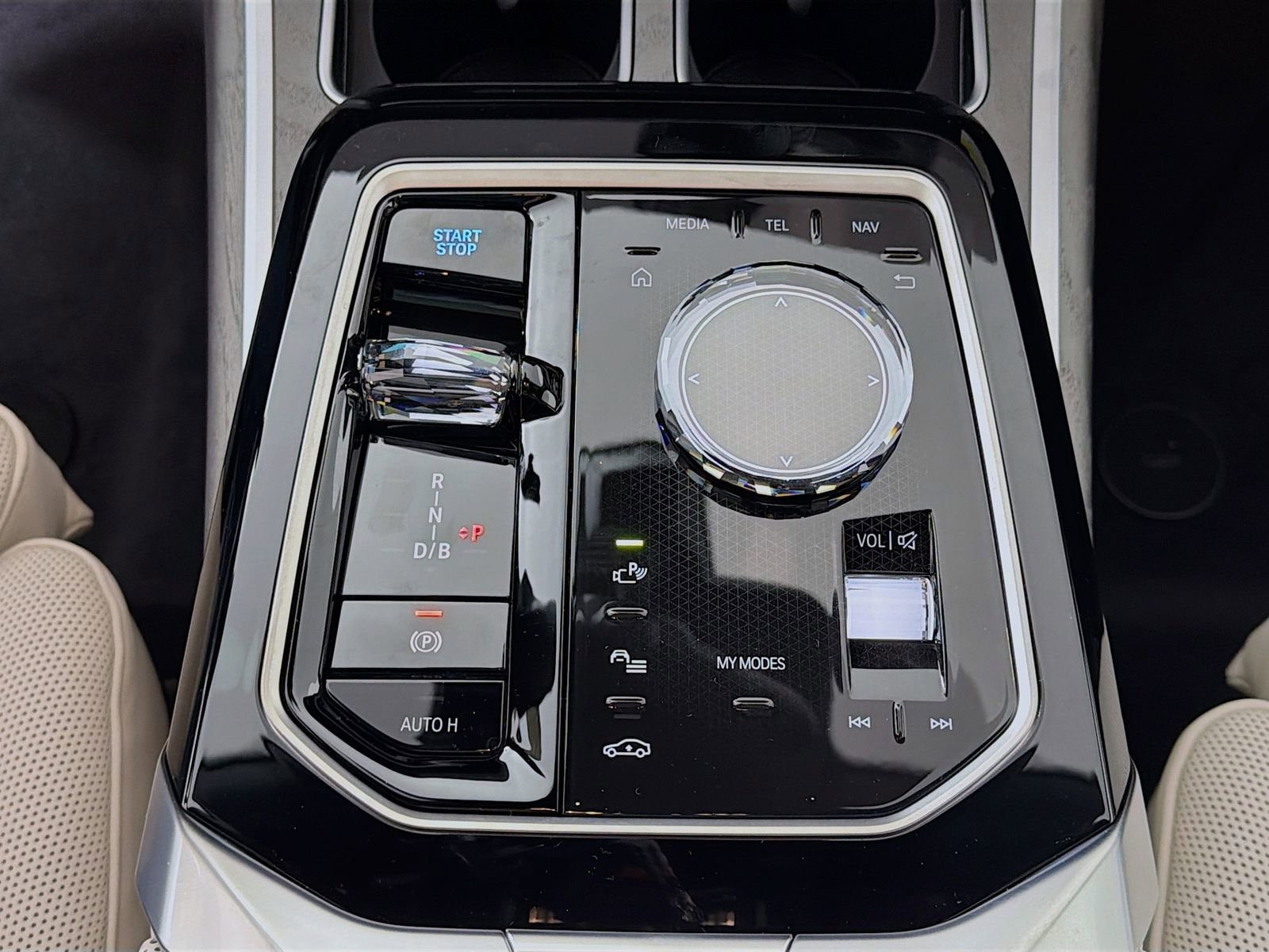 New 2026 BMW i7 xDrive60 w/ Executive Package image 20