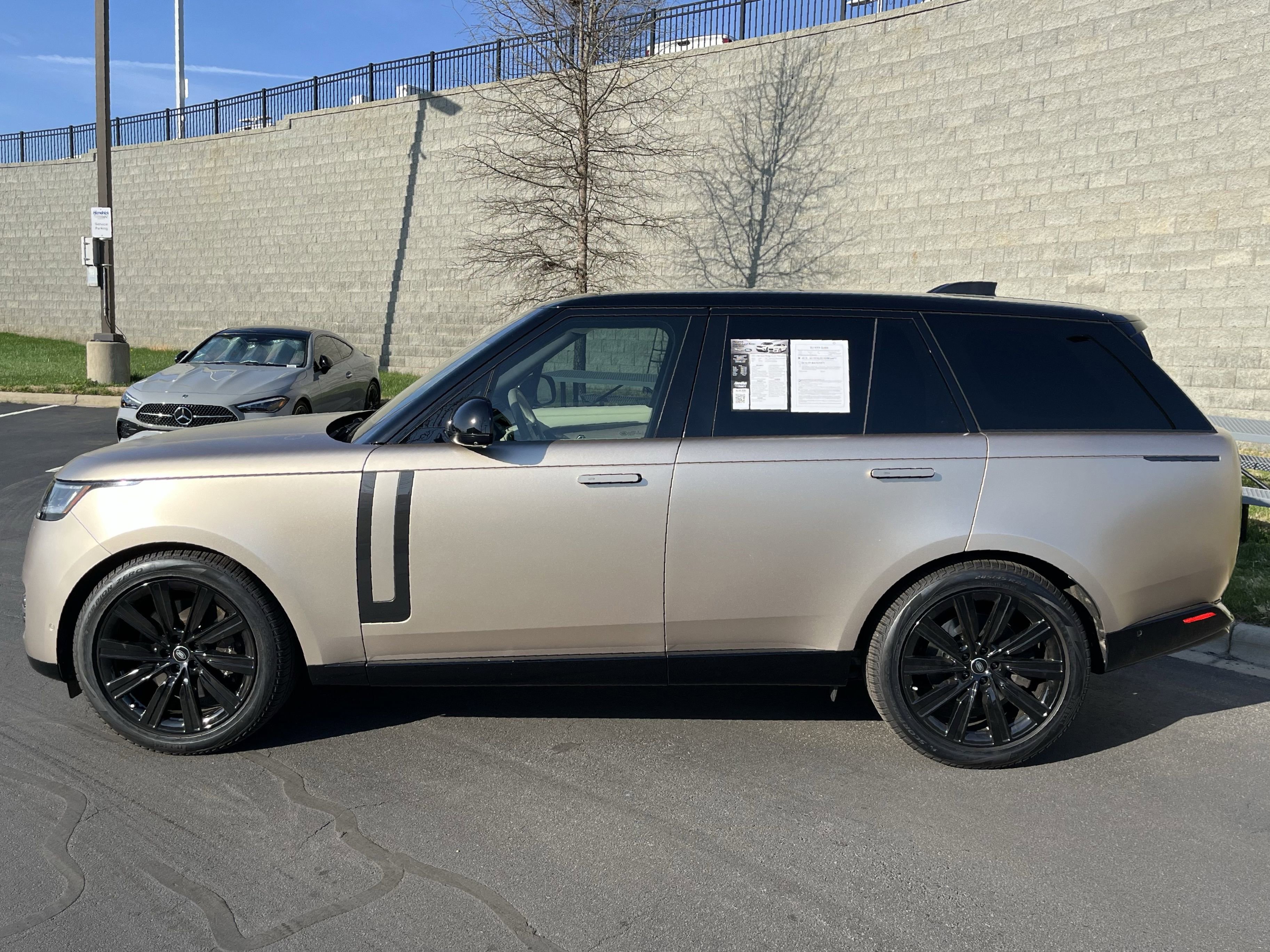 Certified 2023 Land Rover Range Rover First Edition image 4
