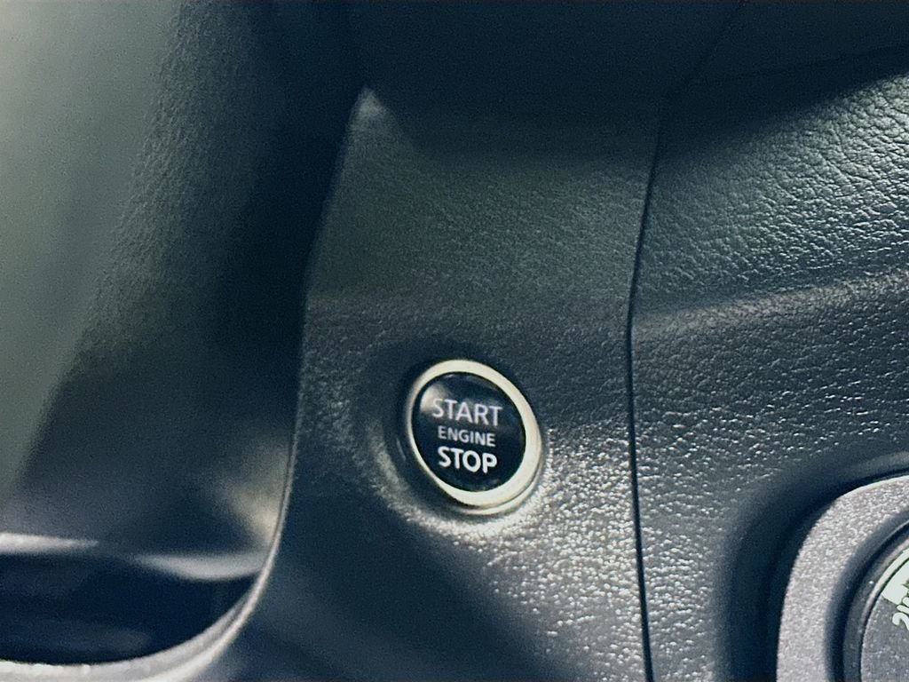 Certified 2024 Nissan Frontier PRO-4X w/ Off-Road Protection Package image 21