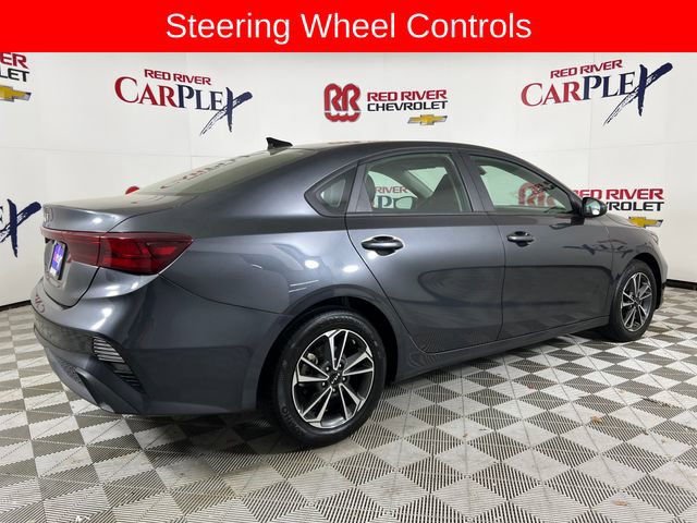 Used 2024 Kia Forte LXS image 8