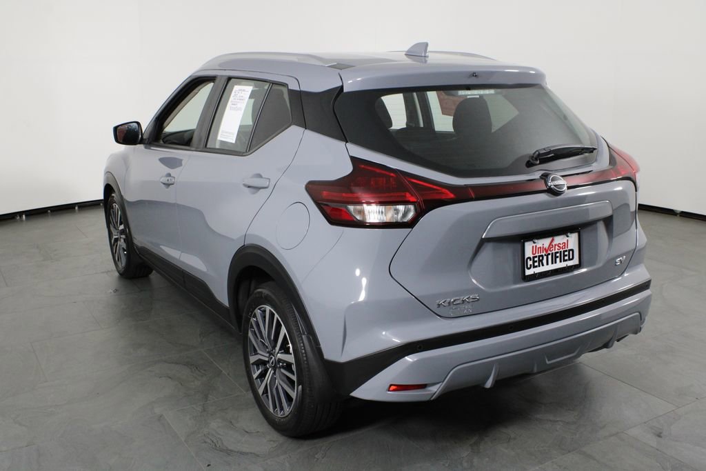 Used 2024 Nissan Kicks SV image 4