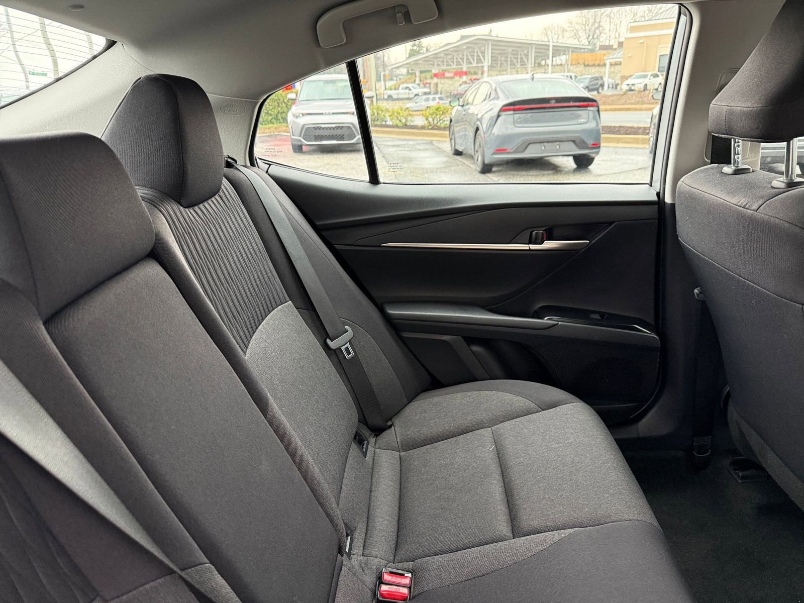 Used 2025 Toyota Camry LE image 37