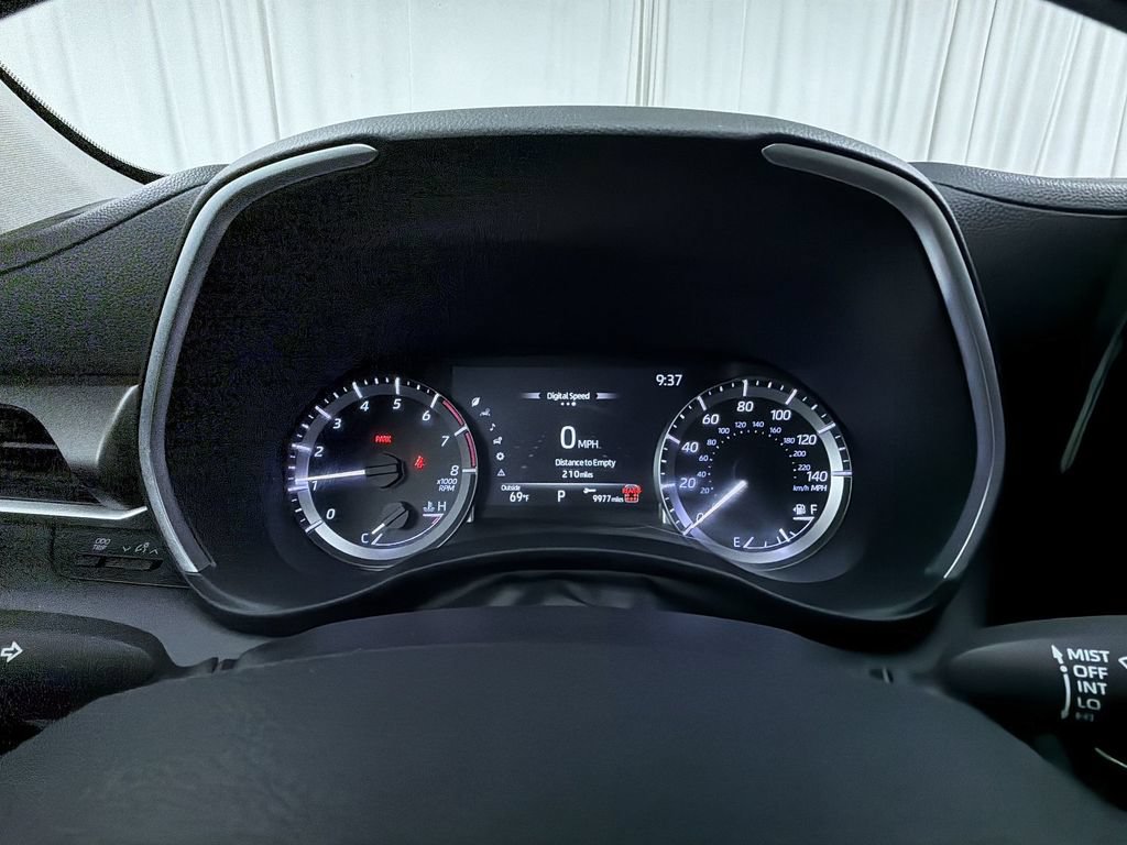 Certified 2024 Toyota Highlander XLE AWD/4WD image 5