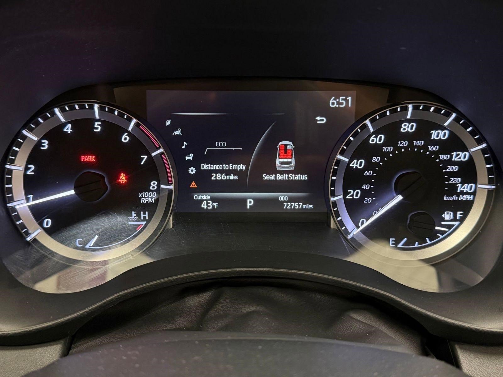 Used 2023 Toyota Highlander XSE image 18