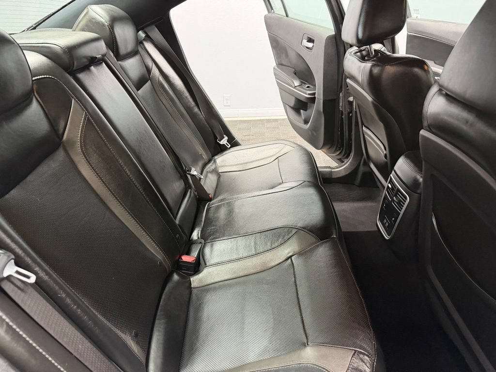 Used 2020 Dodge Charger SXT w/ Leather Interior Group RWD image 44