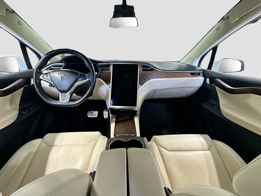 Used 2018 Tesla Model X P100D image 23