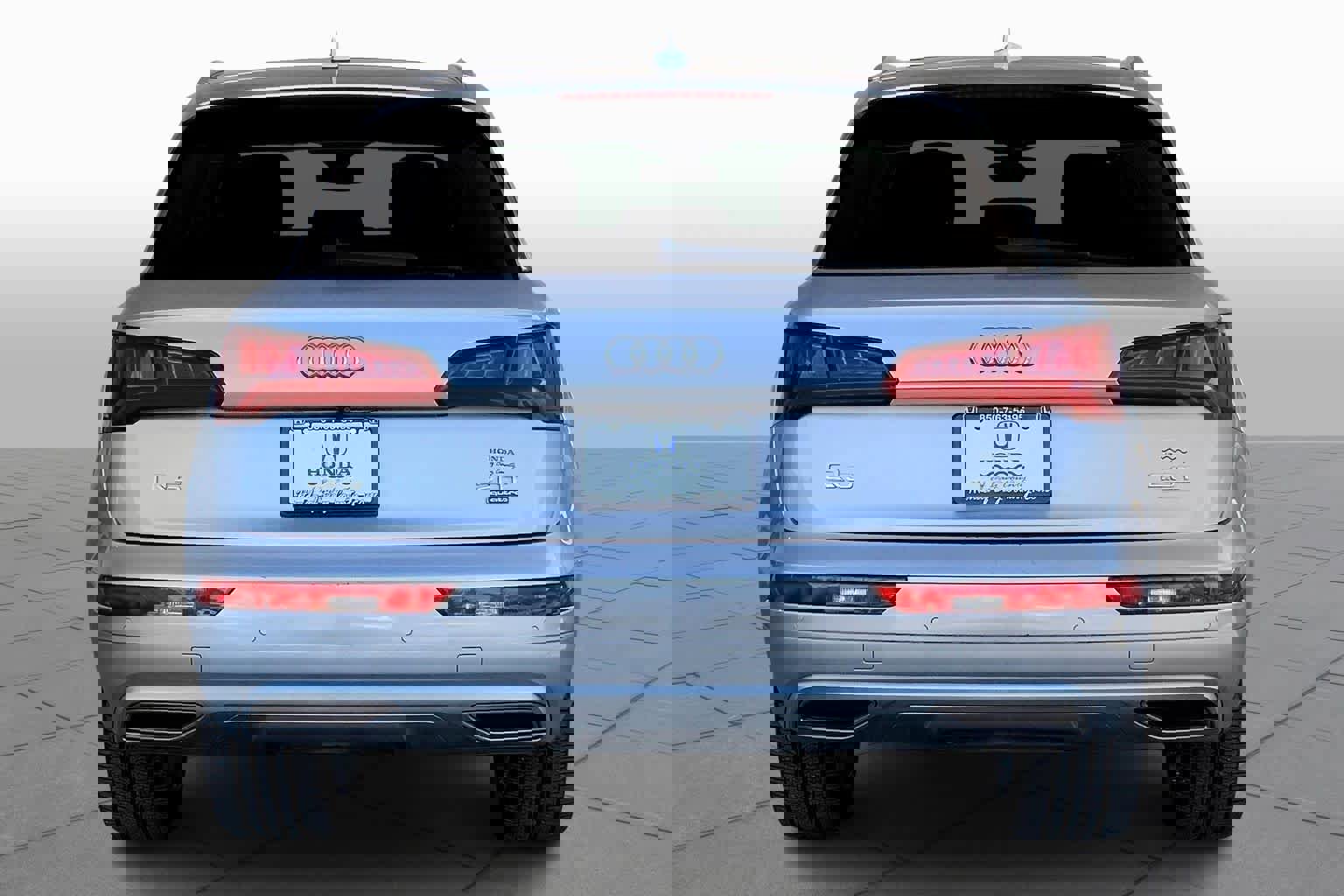 Used 2018 Audi Q5 2.0T Premium Plus w/ Premium Plus Package image 4