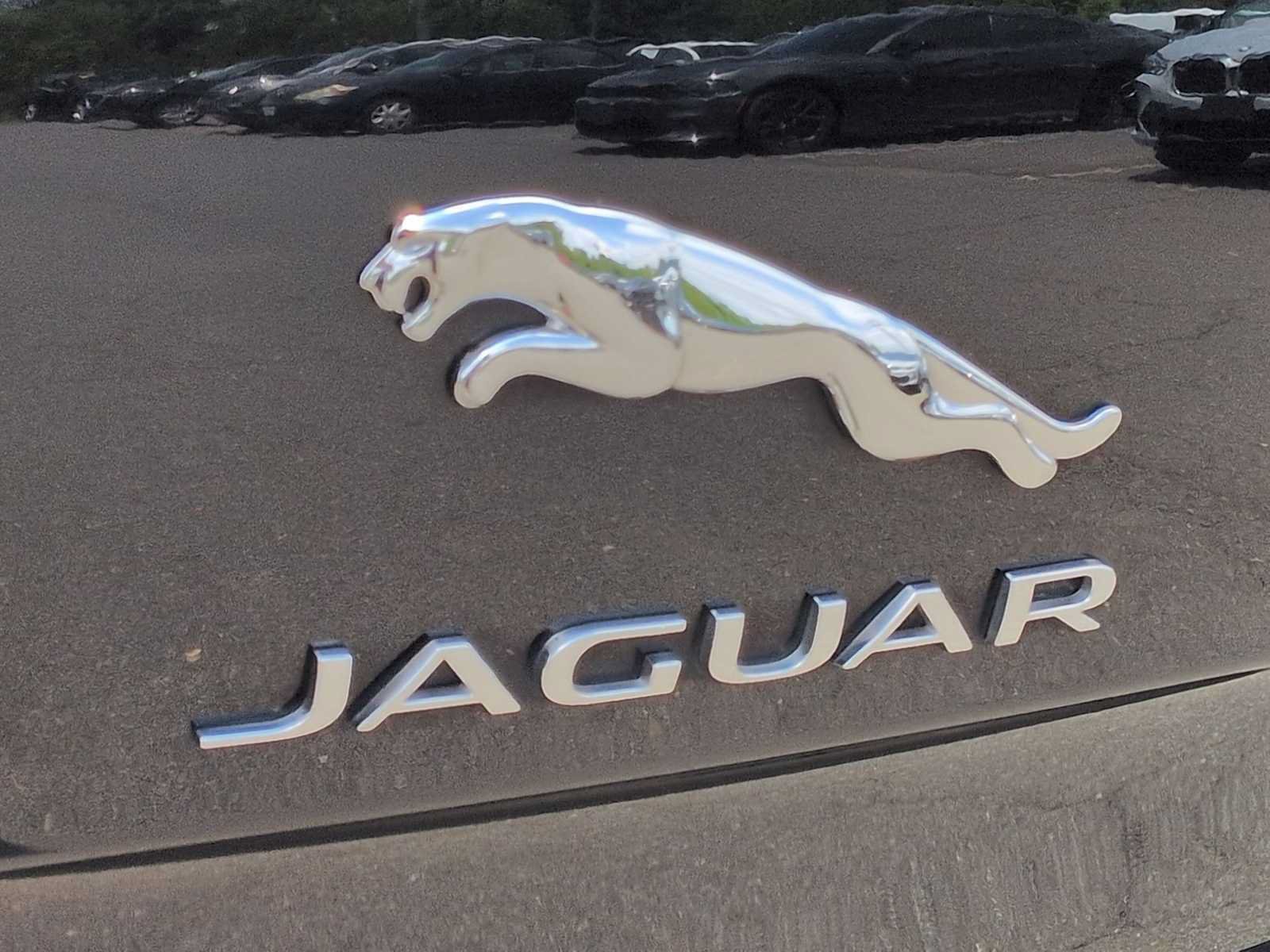 Used 2019 Jaguar XJ AWD image 12