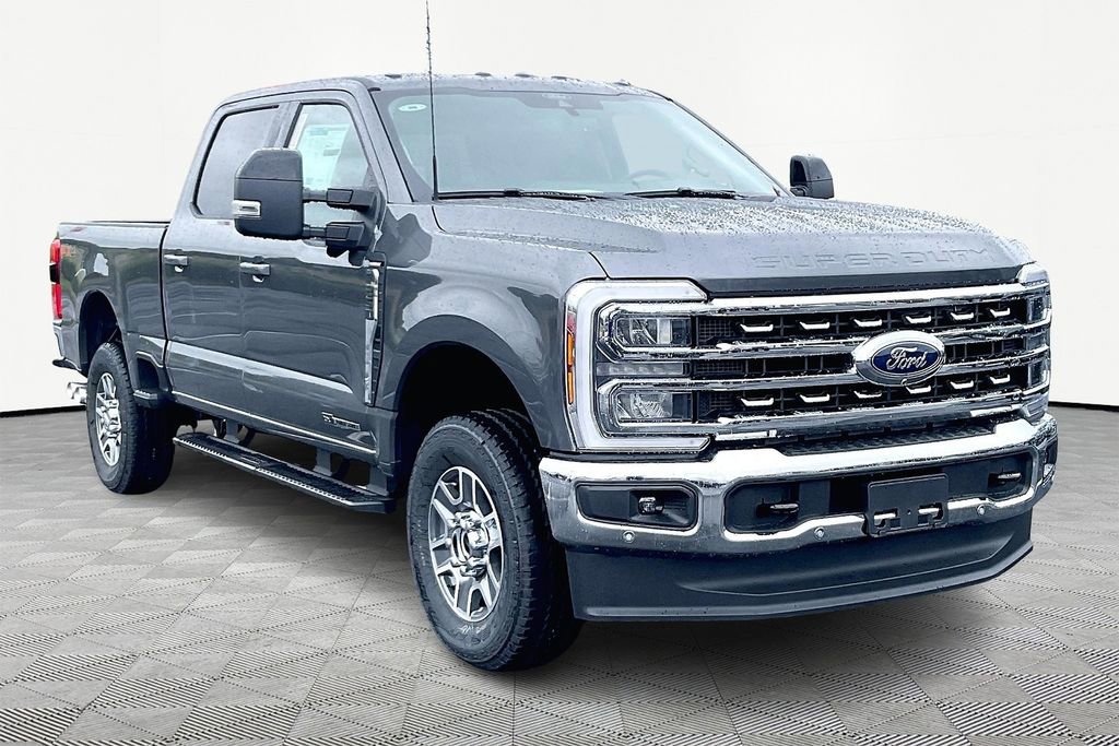 New 2026 Ford F250 Lariat w/ Lariat Premium Package