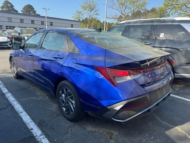 Used 2024 Hyundai Elantra SEL image 6