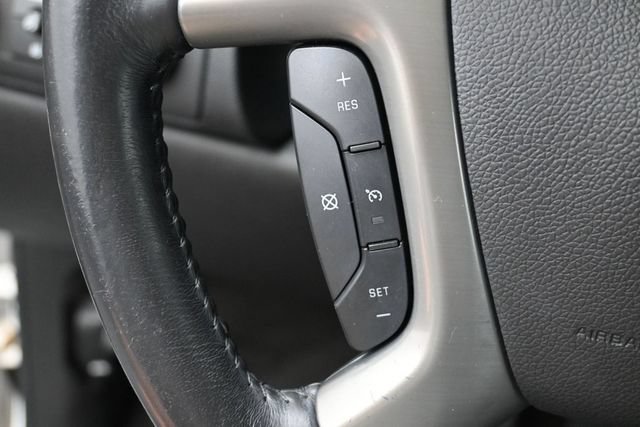 Used 2014 Chevrolet Suburban LT AWD/4WD image 18