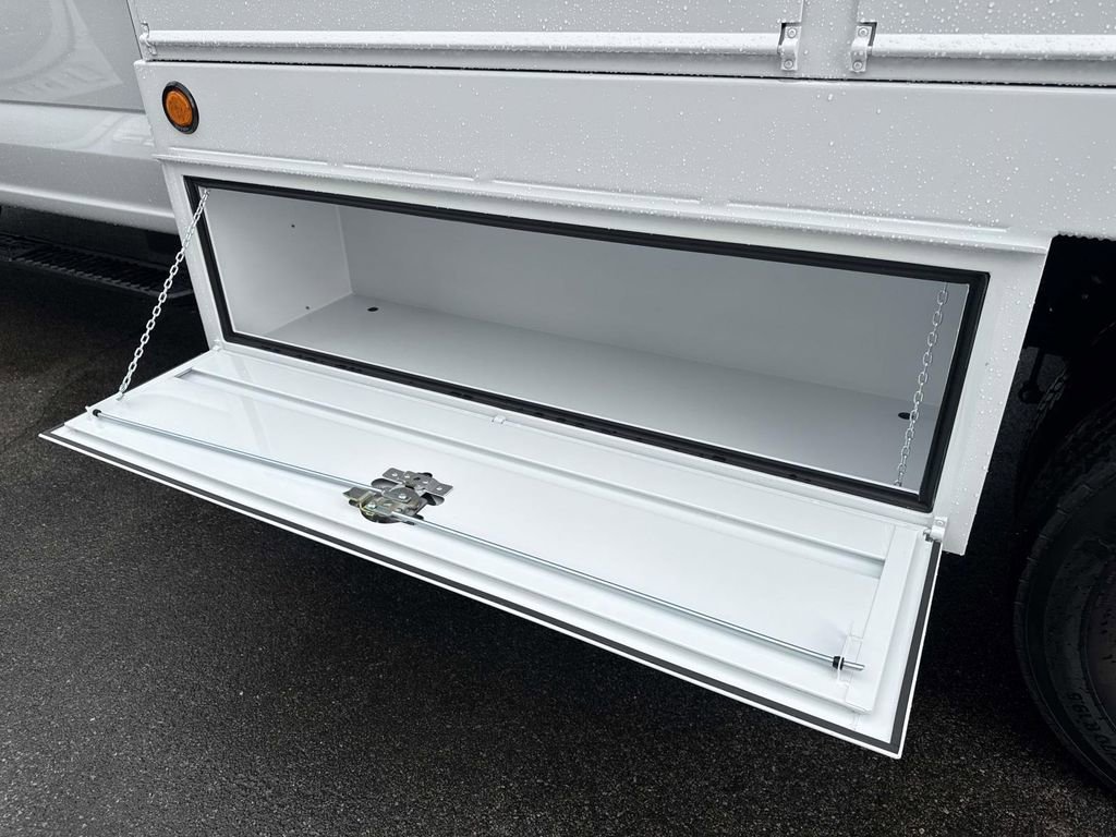 New 2026 Ford F550 2WD Crew Cab Super Duty image 30