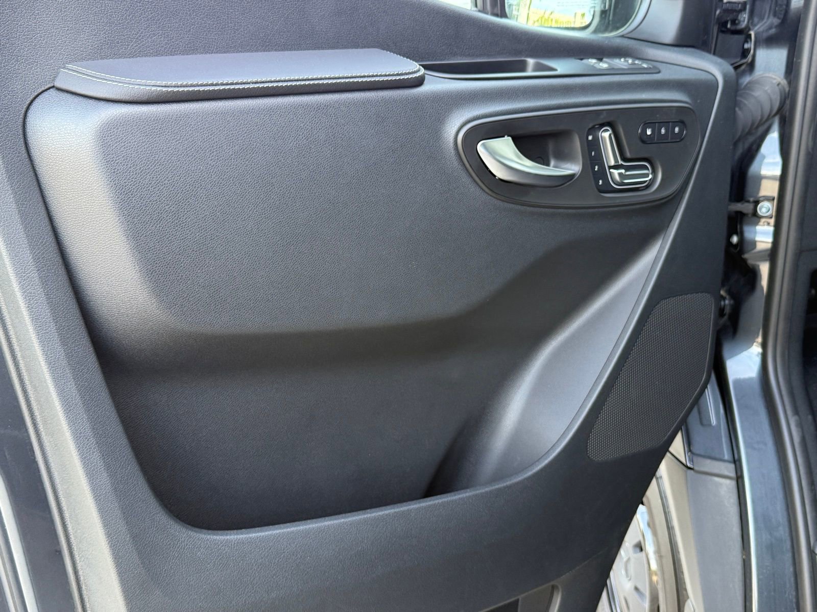 New 2025 Mercedes-Benz Sprinter 2500 image 17