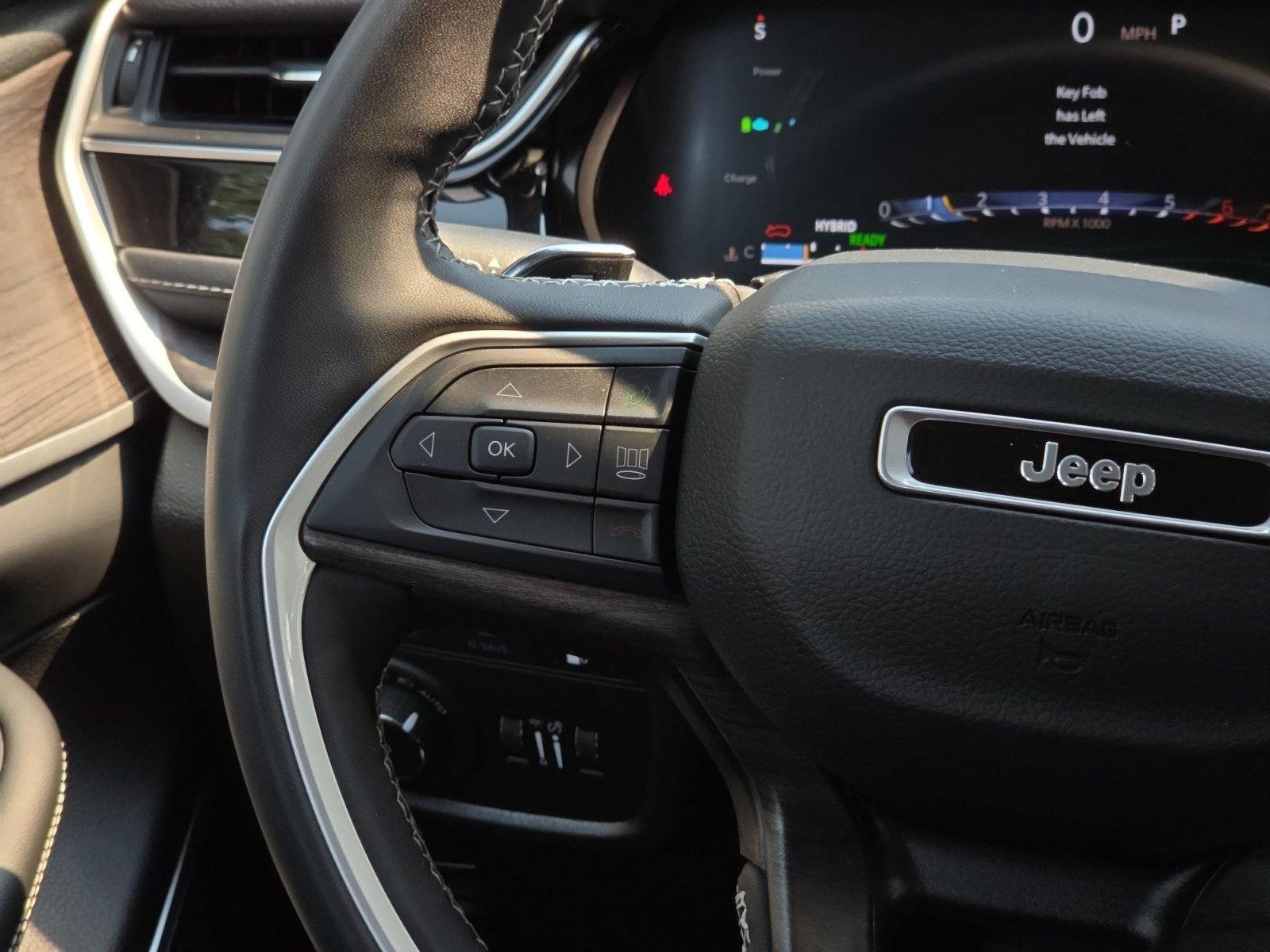 Used 2023 Jeep Grand Cherokee 4WD 4xe image 19
