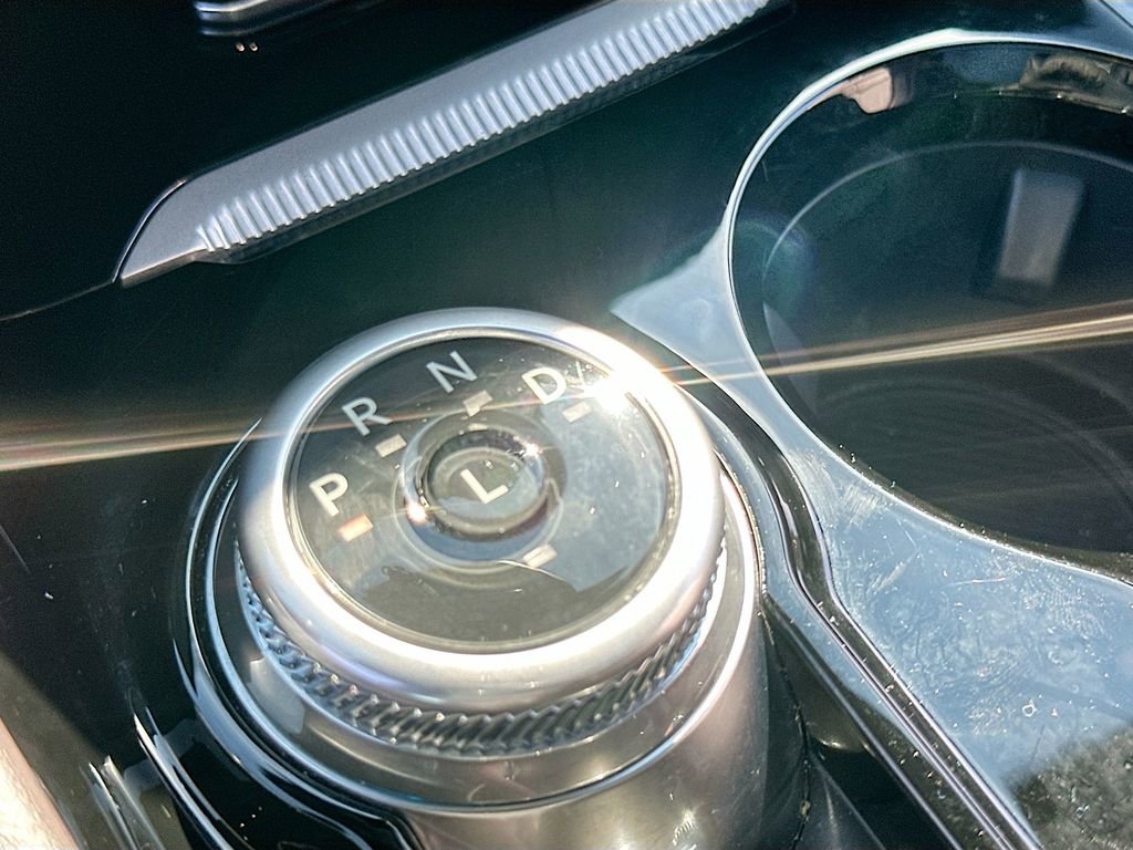 Used 2025 Ford Explorer Platinum w/ Ultimate Package image 17