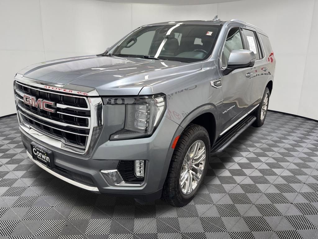 Used 2021 GMC Yukon SLT w/ SLT Premium Package AWD/4WD image 3