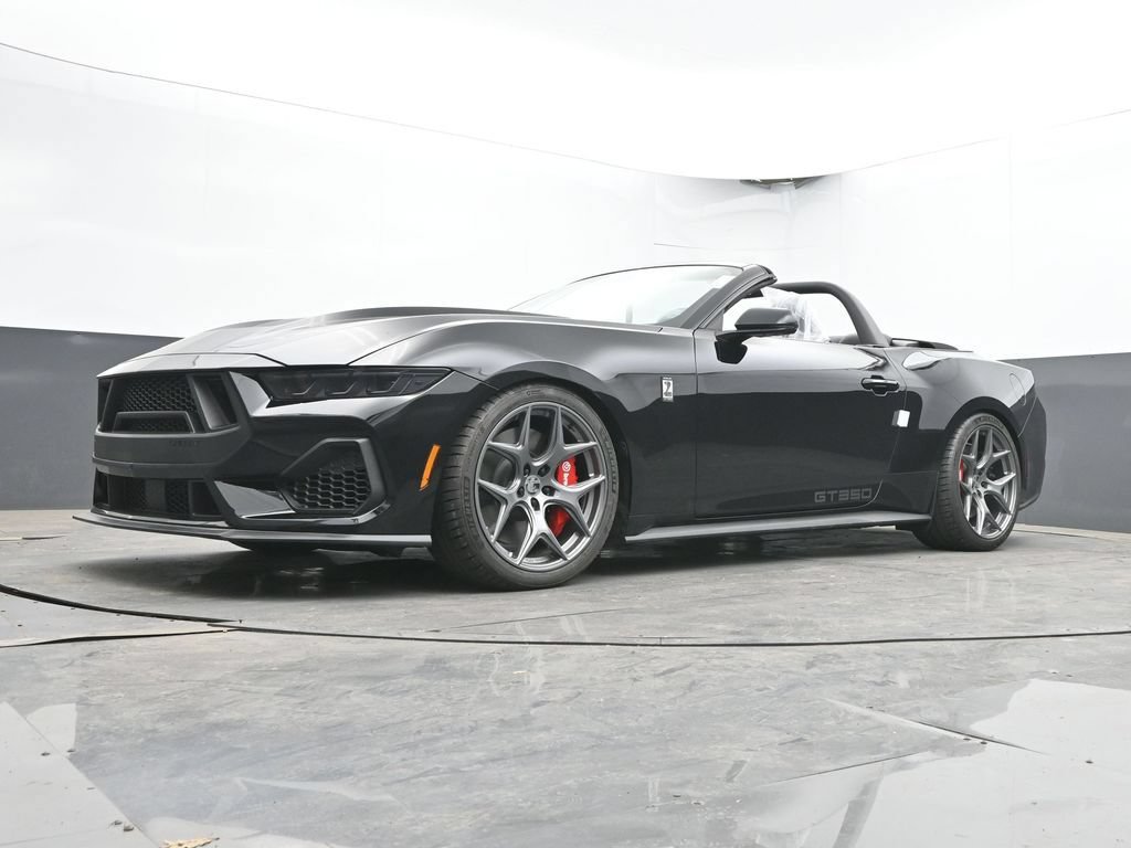 New 2026 Ford Mustang GT Premium w/ GT Performance Package RWD image 35