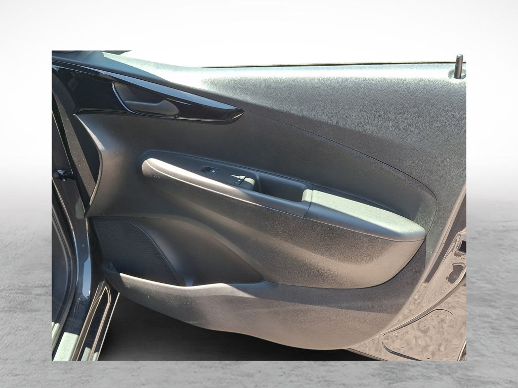 Used 2022 Chevrolet Spark LT FWD image 10