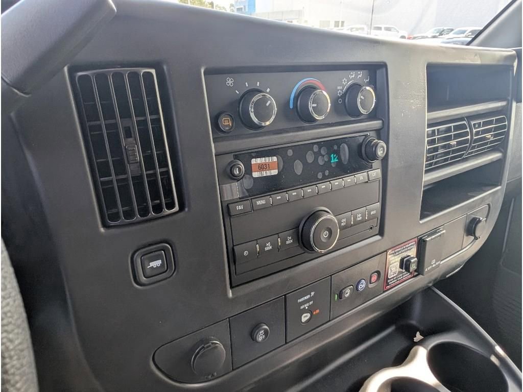 New 2025 Chevrolet Express 3500 Extended w/ Driver Convenience Package image 21