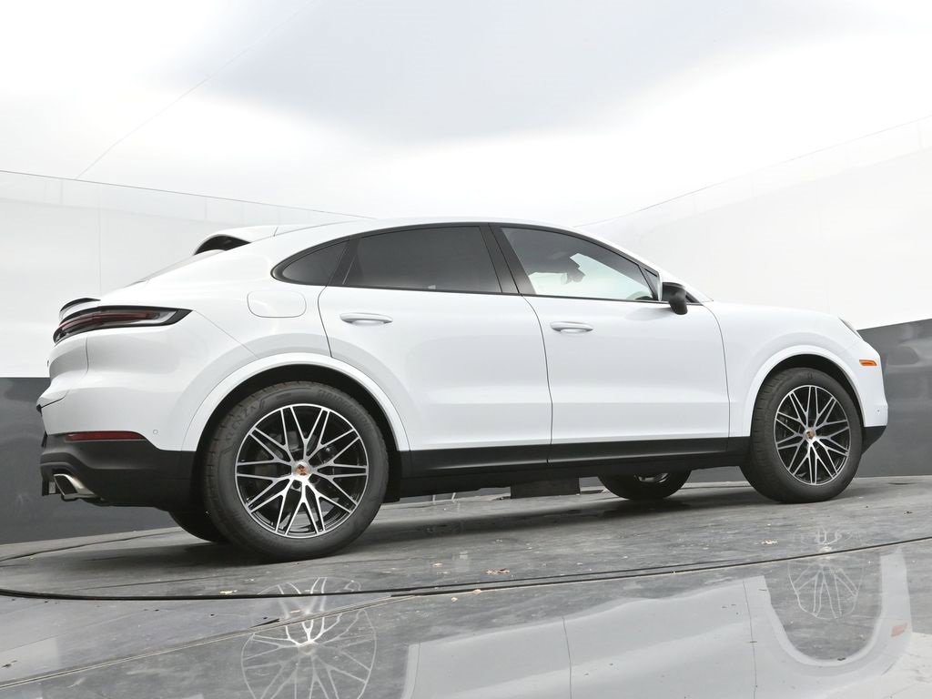 New 2025 Porsche Cayenne Coupe image 36
