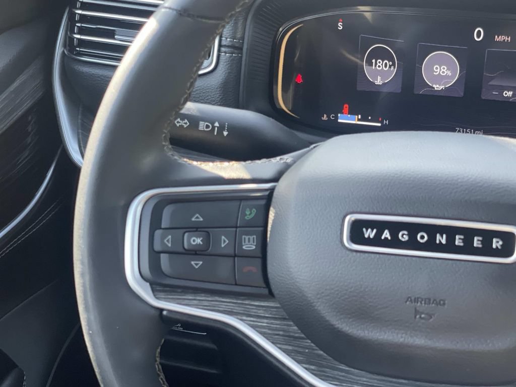 Used 2024 Jeep Wagoneer L Series II RWD image 10