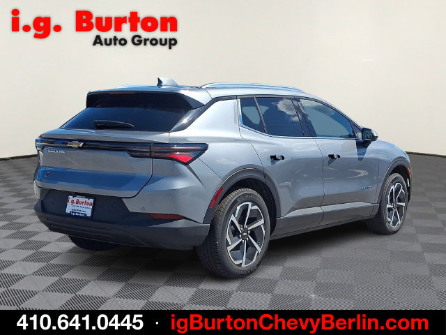 New 2026 Chevrolet Equinox EV LT AWD/4WD image 4