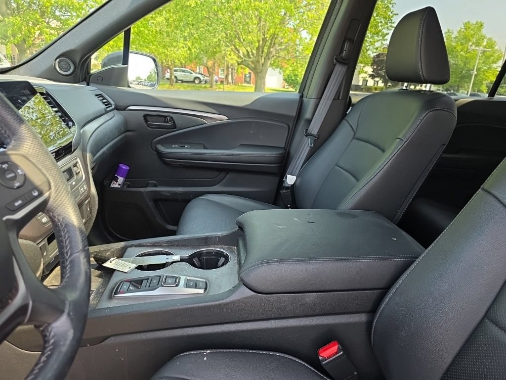 Used 2024 Honda Passport EX-L image 23