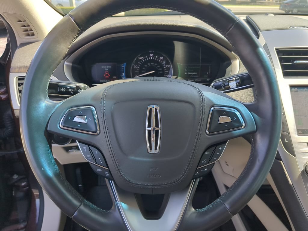Used 2019 Lincoln MKZ Reserve w/ Reserve Plus Package FWD image 30