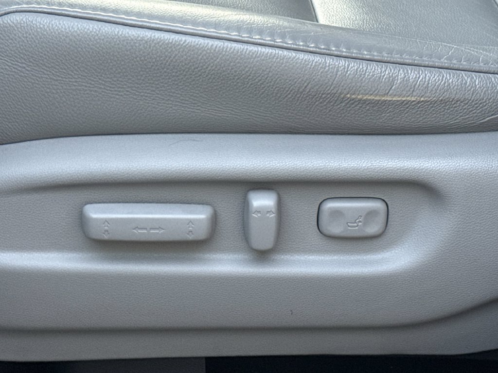 Used 2019 Honda Pilot Touring image 14