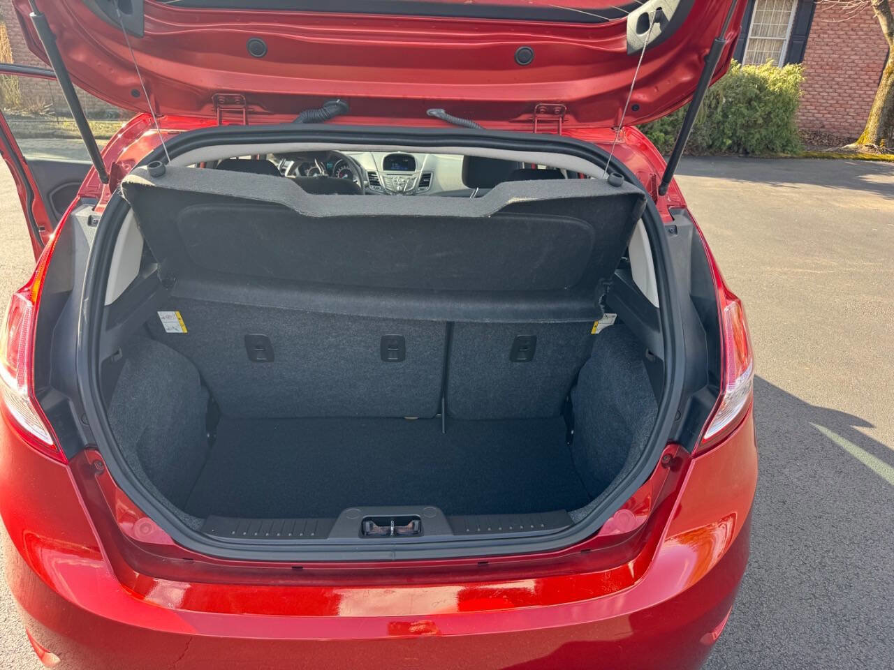 Used 2018 Ford Fiesta SE image 17