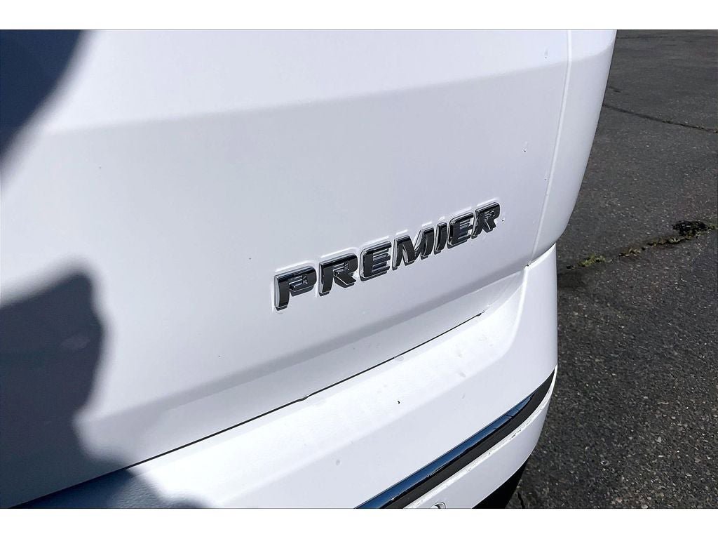 Used 2020 Chevrolet Traverse Premier AWD/4WD image 9