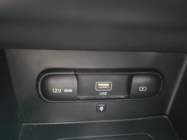 Used 2022 Kia Niro EX image 23