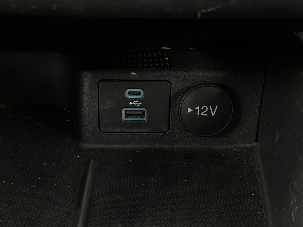 Used 2023 Ford Escape ST-Line FWD image 25