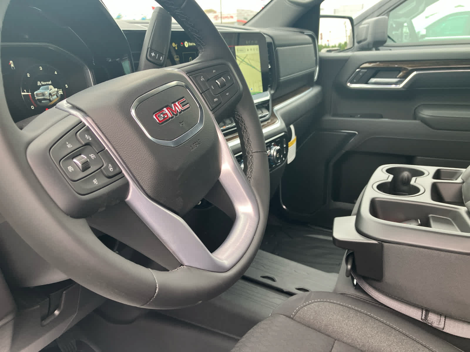 New 2026 GMC Sierra 1500 SLE w/ X31 Off-Road Package AWD/4WD image 10