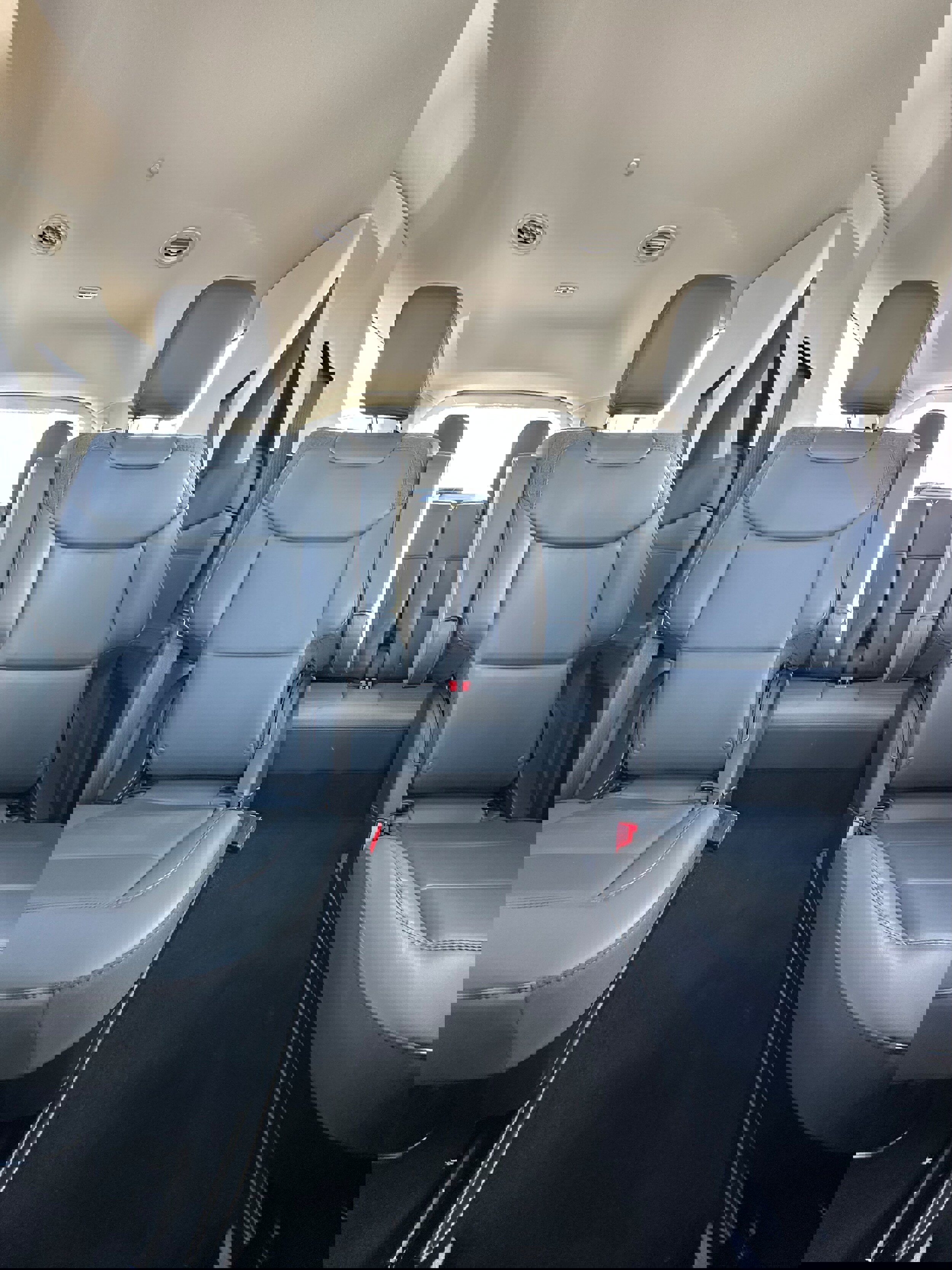 Used 2025 Ford Explorer Active w/ Active Comfort Package image 24