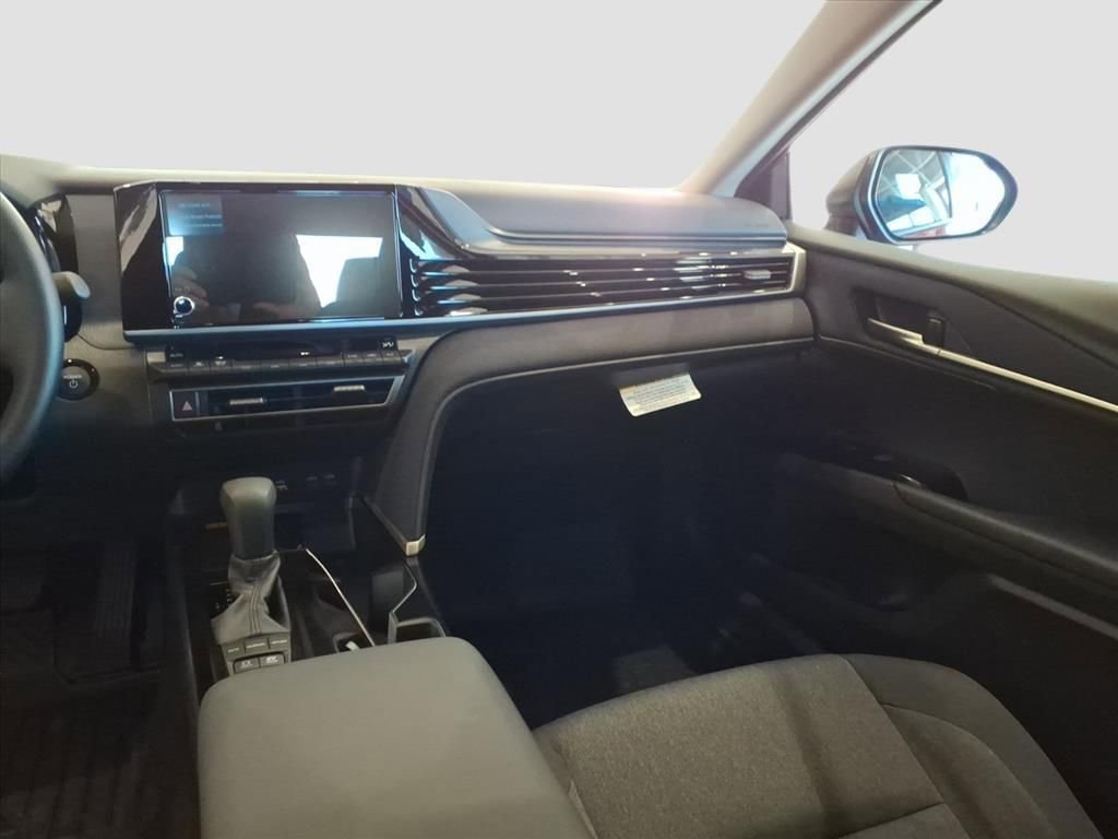 Used 2026 Toyota Camry LE w/ Convenience Package FWD image 13