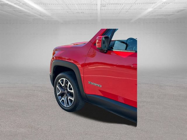 Used 2015 Jeep Renegade Latitude w/ Trailer Tow Group AWD/4WD image 39