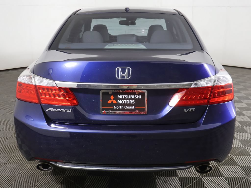 Used 2015 Honda Accord EX-L image 9