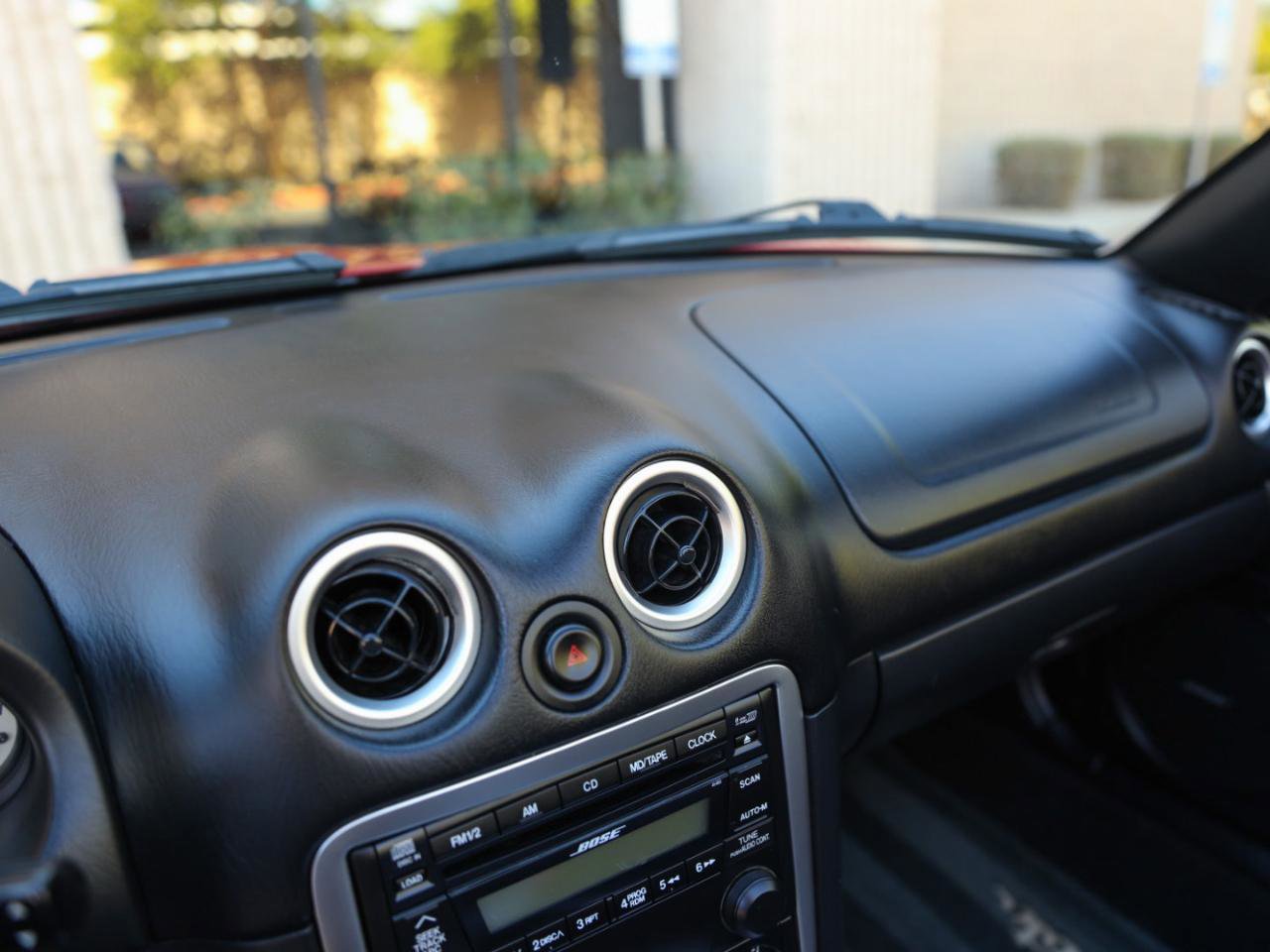 Used 2003 MAZDA MX-5 Miata RWD image 45