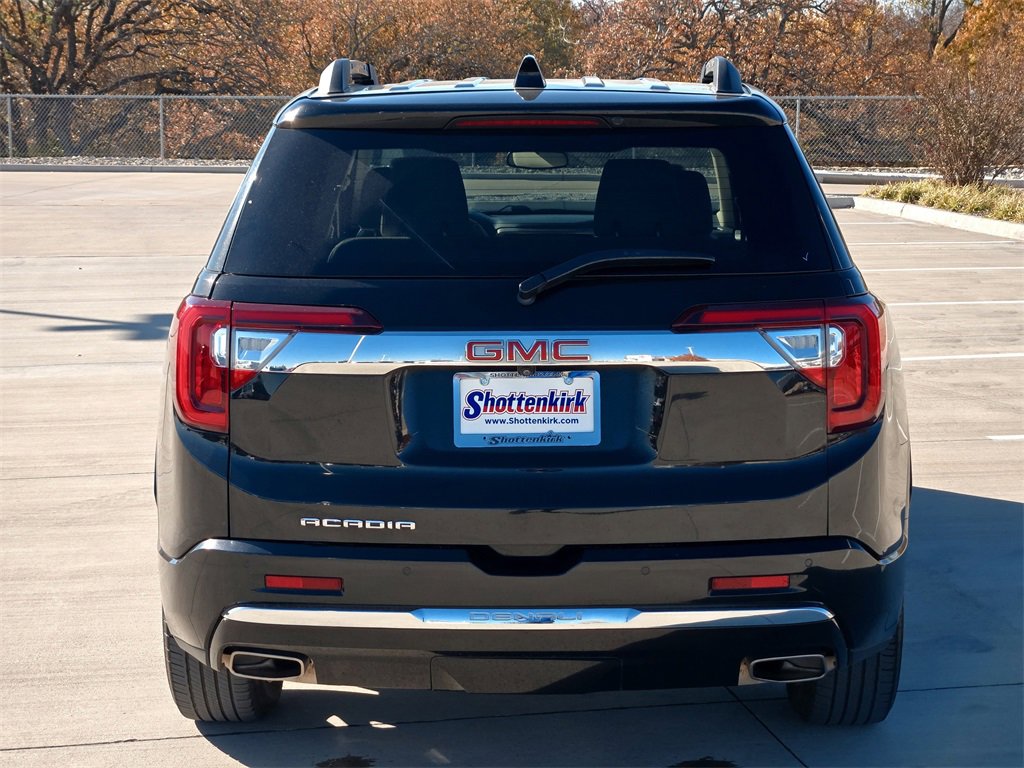 Used 2023 GMC Acadia Denali image 6