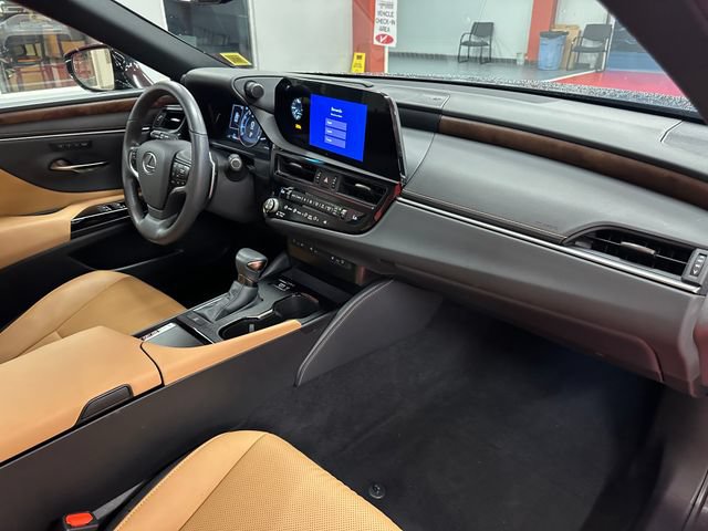 Used 2023 Lexus ES 350 w/ Premium Package FWD image 17