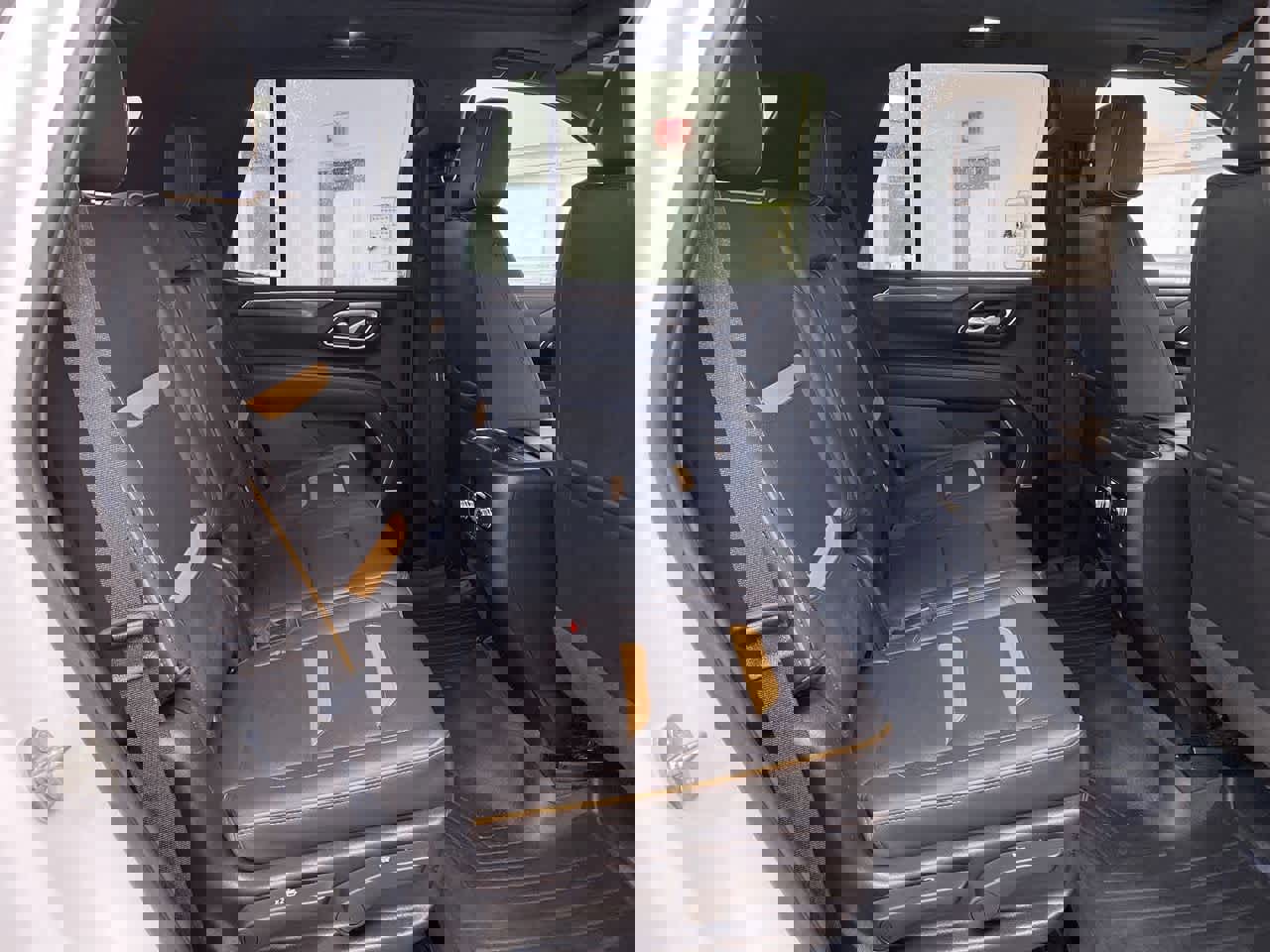 Used 2022 GMC Yukon AT4 image 17