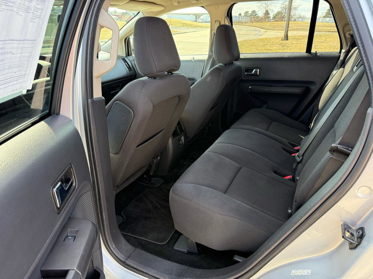 Used 2010 Ford Edge SEL image 16