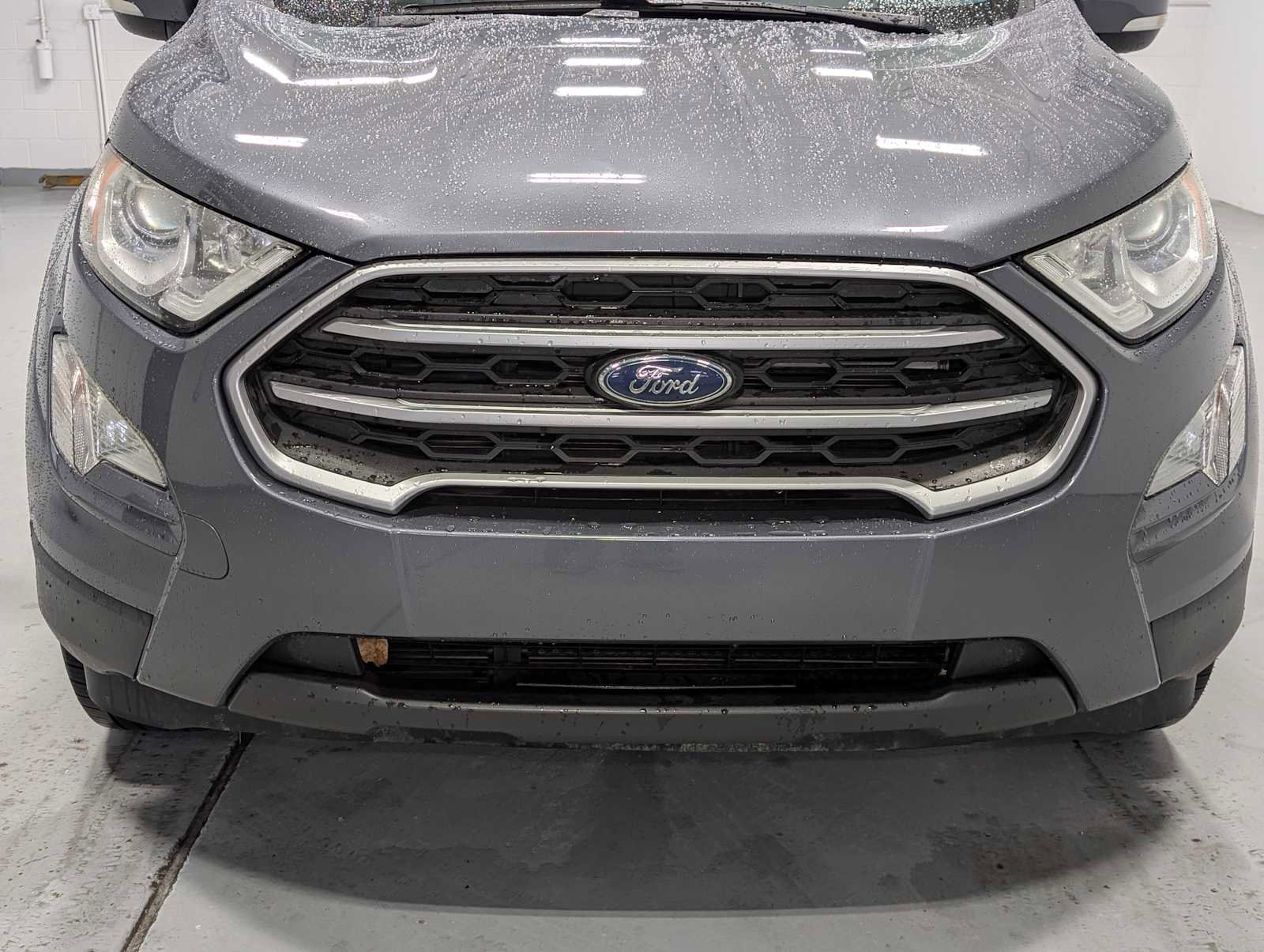 Used 2021 Ford EcoSport SE image 2