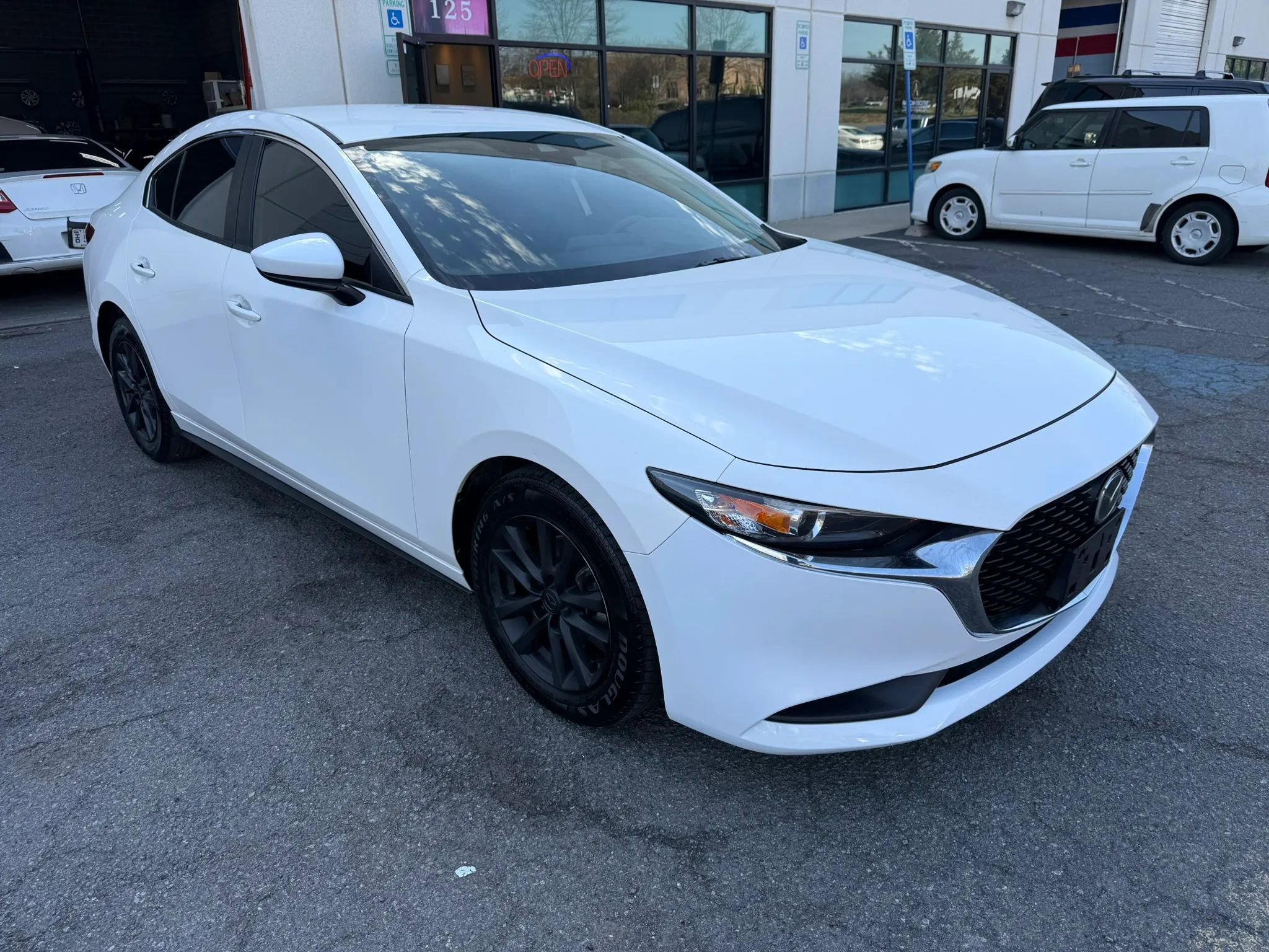 Used 2021 MAZDA MAZDA3 s image 6