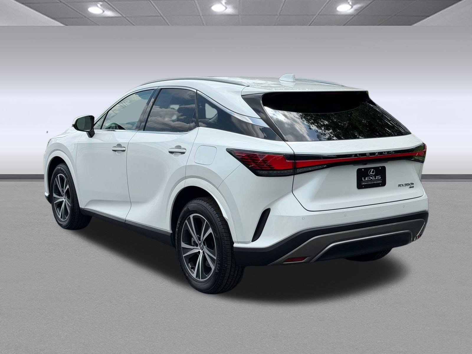 Certified 2024 Lexus RX 350h w/ Convenience Package AWD/4WD image 3