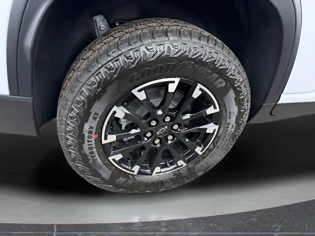 New 2026 Chevrolet Traverse Z71 w/ Driver Confidence Package AWD/4WD image 18