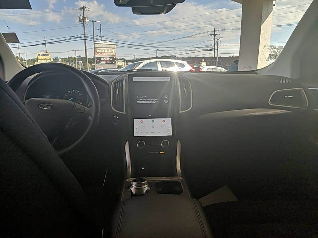 Certified 2023 Ford Edge SEL image 11